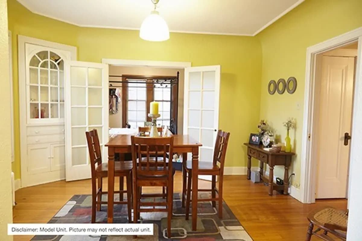 Milwaukee County apartments for rent - Property image - 2556 N. Murray - 3