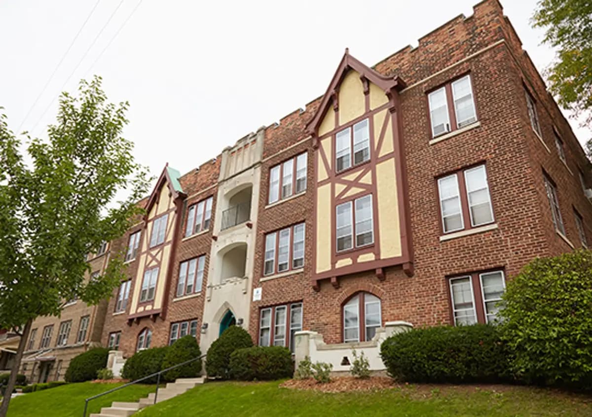 Milwaukee County apartments for rent - image - original (22).jpg