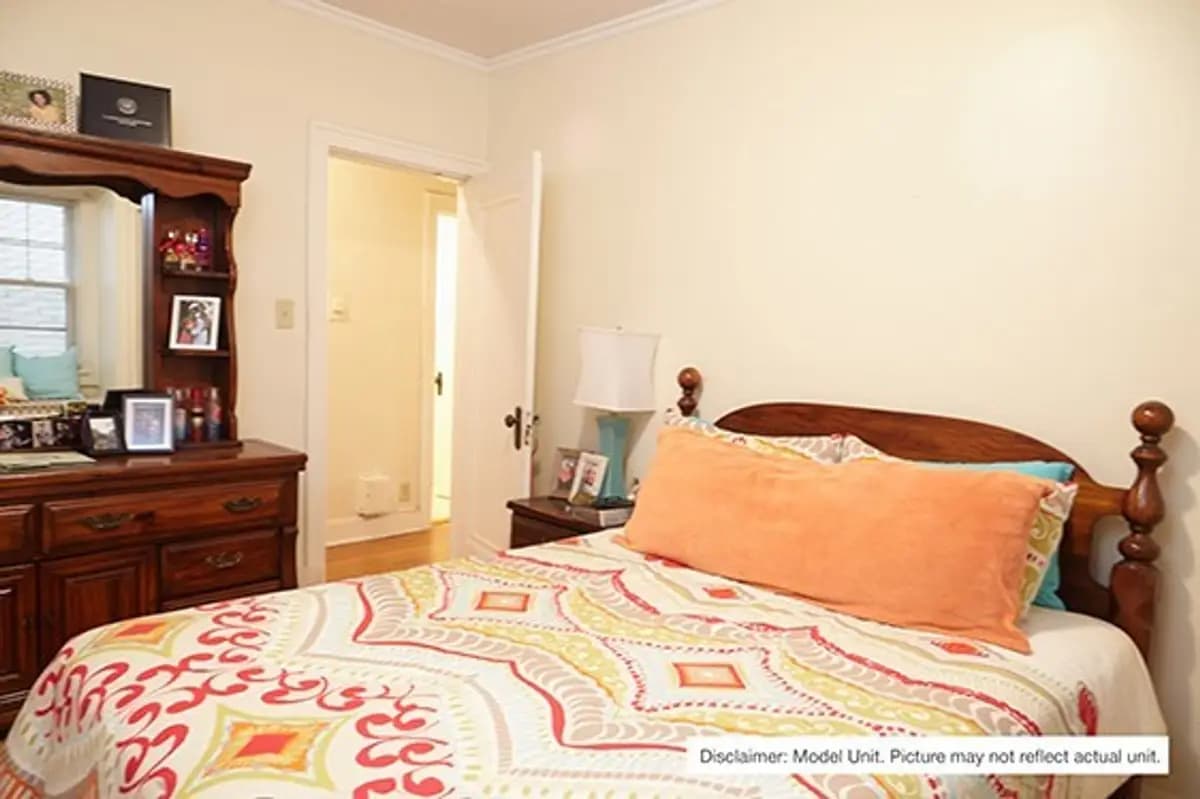 2556 N. Murray - Apartment - 26