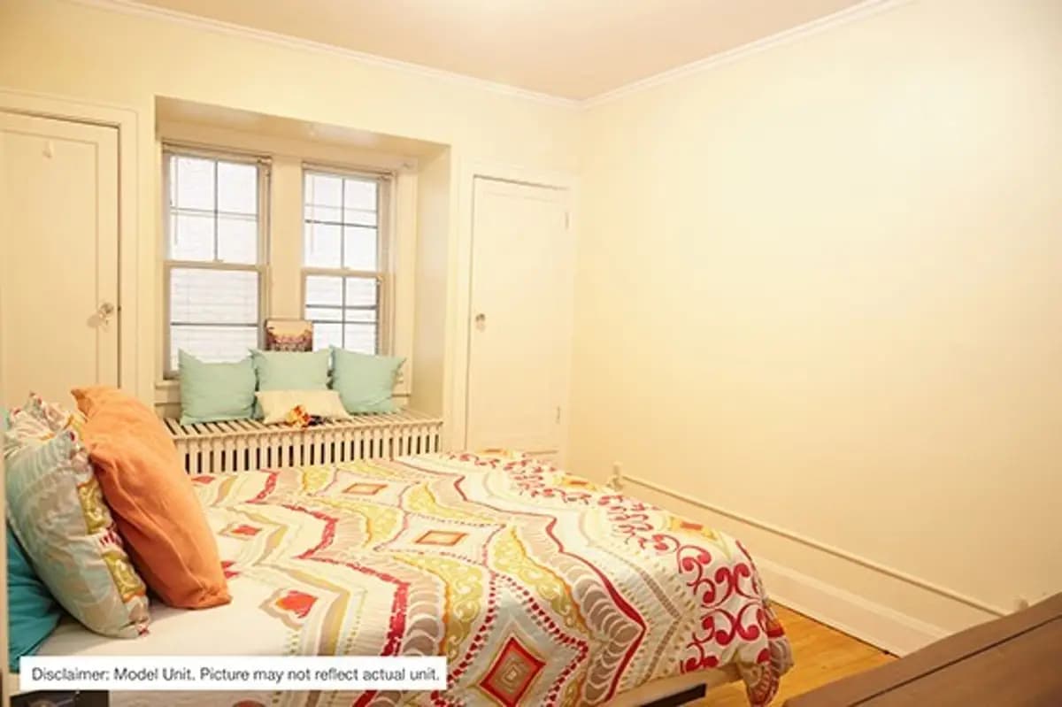 2556 N. Murray - Apartment - 25