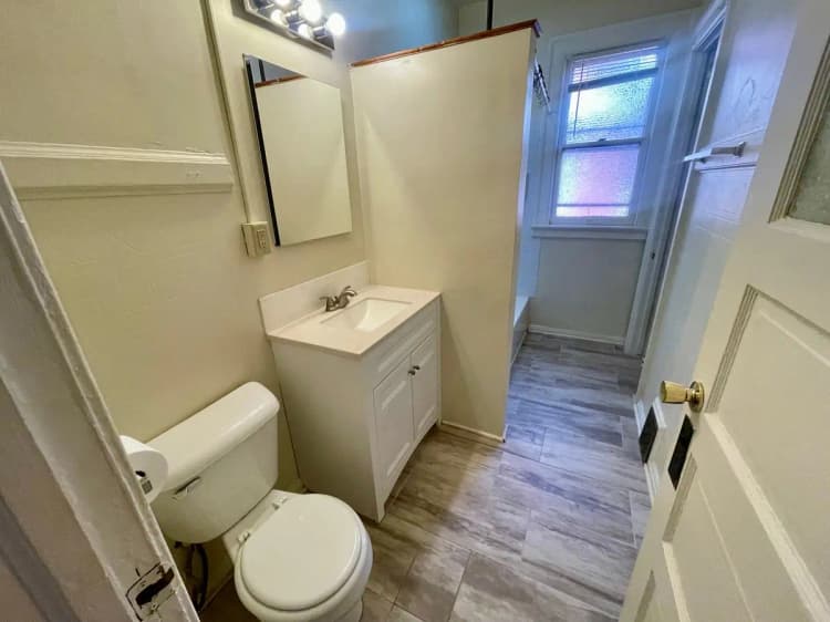 Milwaukee County apartments for rent - image - large (11).jpeg