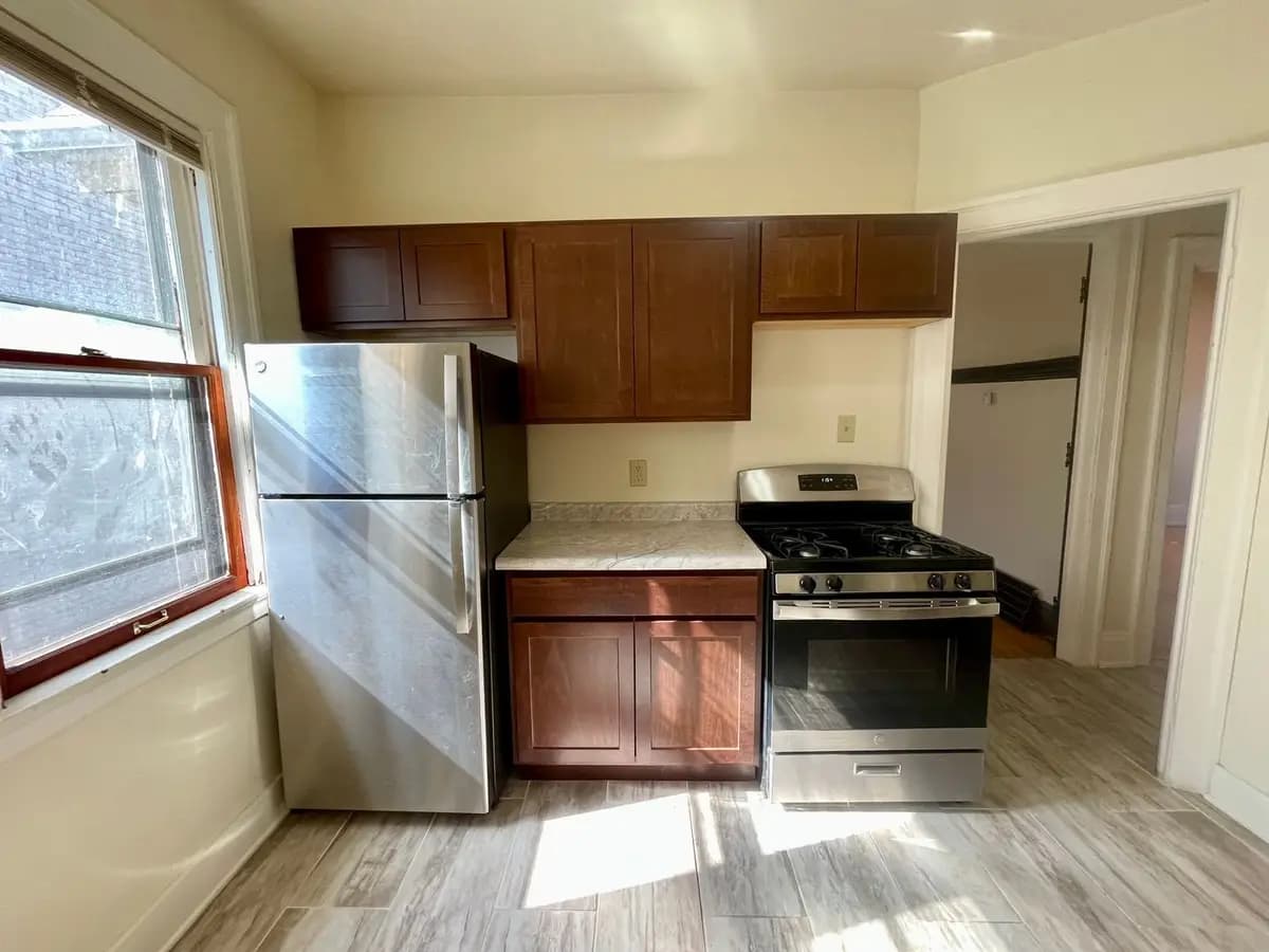 Milwaukee County apartments for rent - Property image - 2572 N Murray St. - 3
