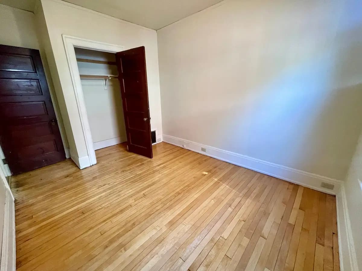 2572 N Murray St. - Apartment - 9