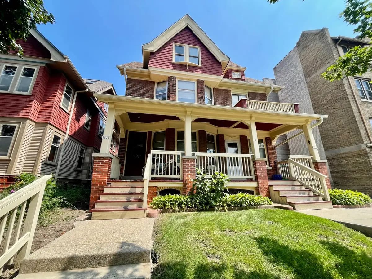 Milwaukee County apartments for rent - Property image - 2572 N Murray St. - 1