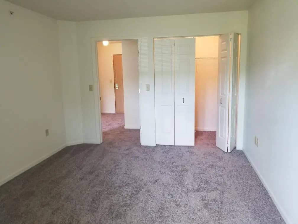Parkside Commons - Apartment - 12