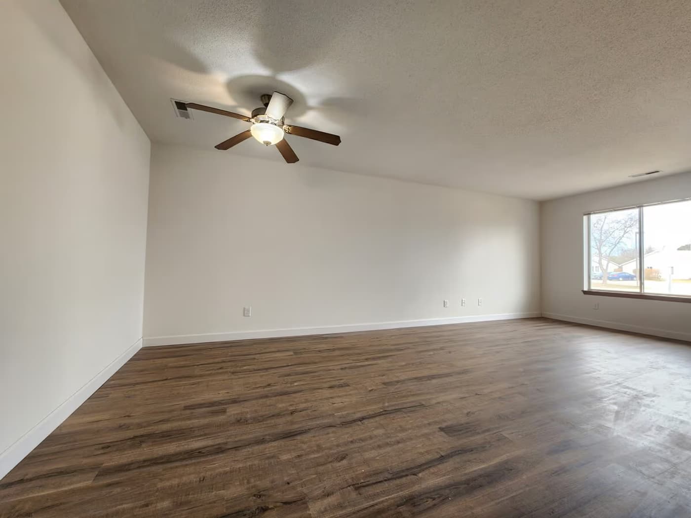 Newbury Place Apartments - Apartment - 48