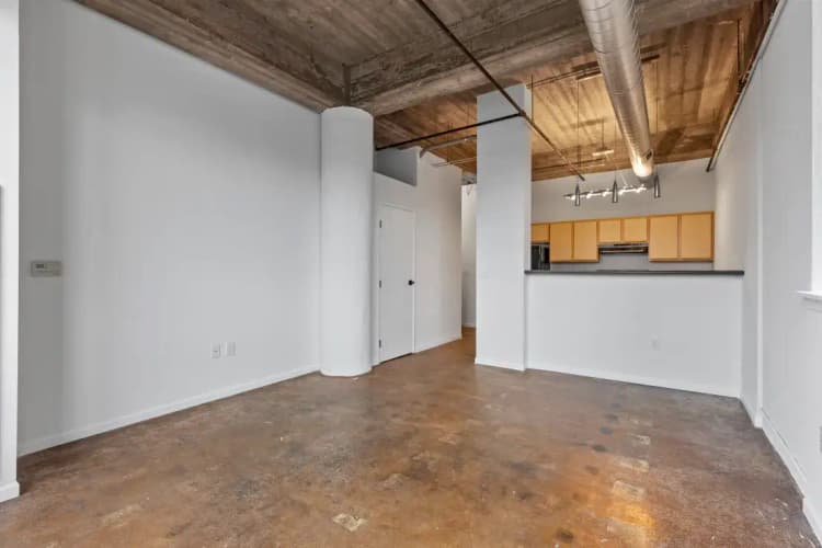 Milwaukee County apartments for rent - image - 02-r6_a0100.webp