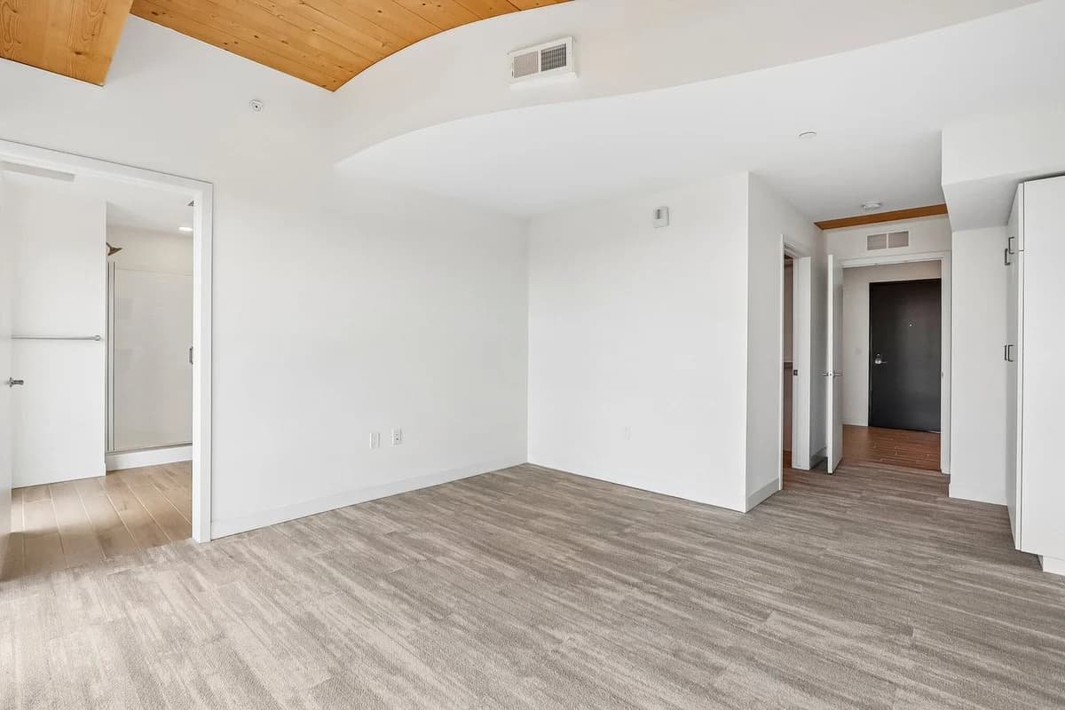 Ascent - Apartment - 159