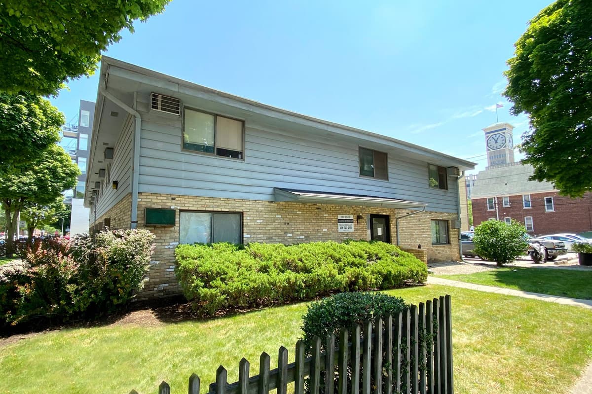 Milwaukee County apartments for rent - image - Mineral Exterior
