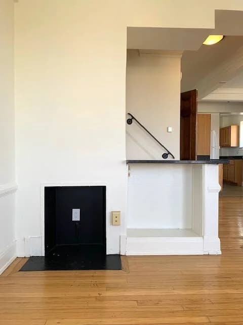 Milwaukee County apartments for rent - image - 3 Bed - 1.5 Bath Living Area