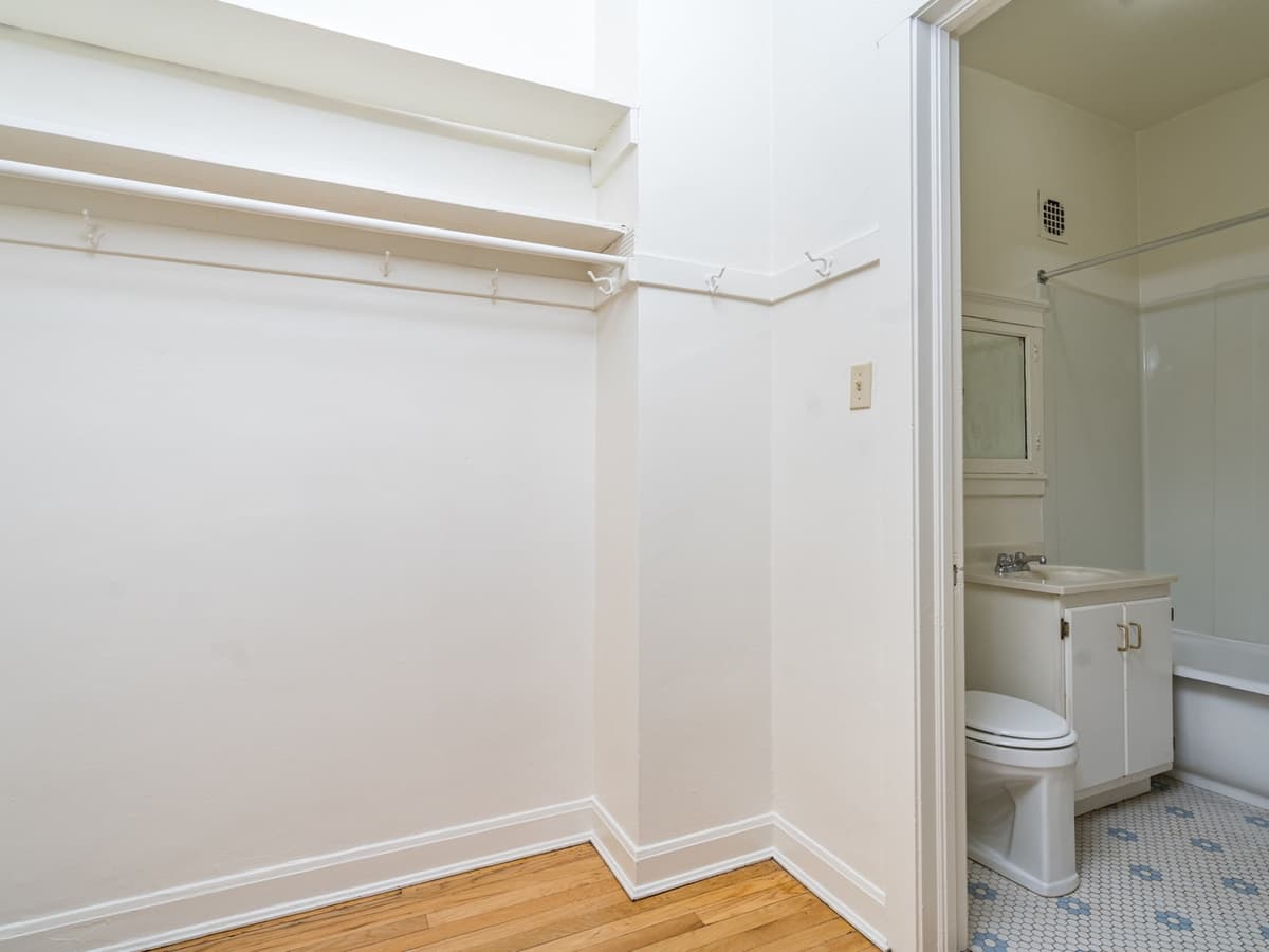 Ivanhoe - Apartment - 21