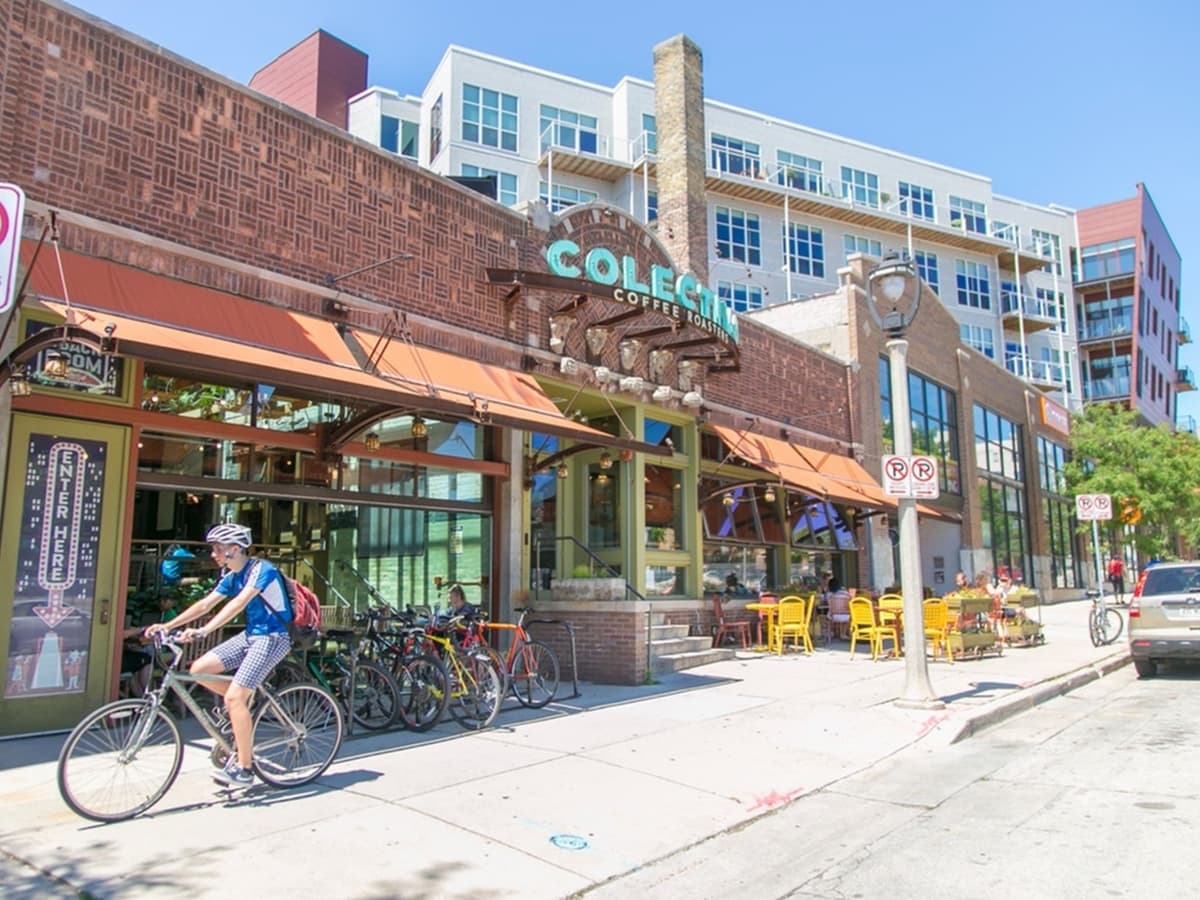 Milwaukee County apartments for rent - image - Prospect Ave Colectivo
