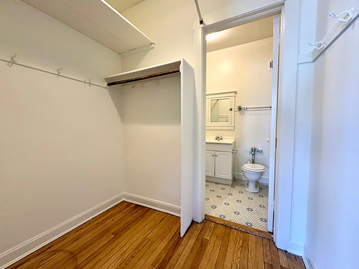 Ivanhoe - Apartment - 61