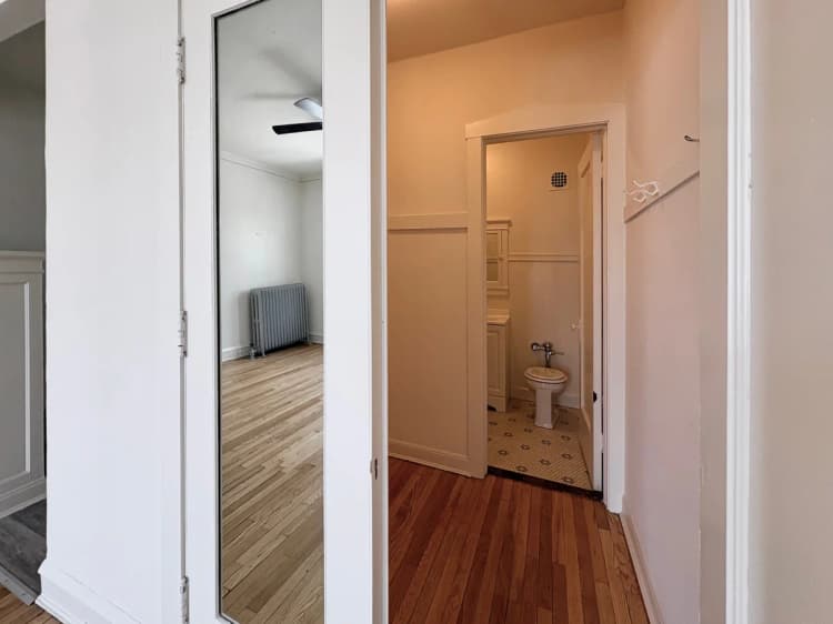Milwaukee County apartments for rent - image - Ivanhoe - Hallway and Bathroom