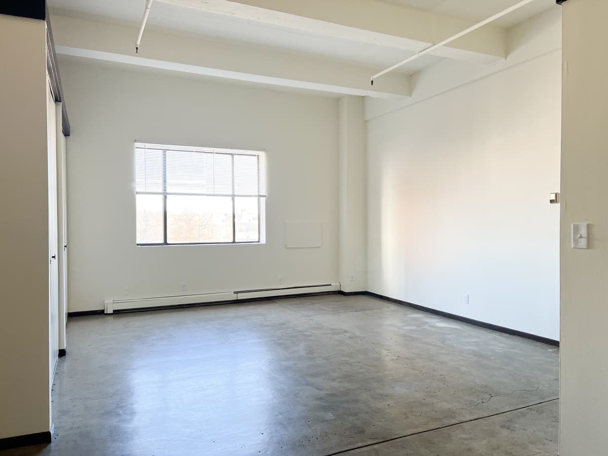 Milwaukee County apartments for rent - image - Loft Interior