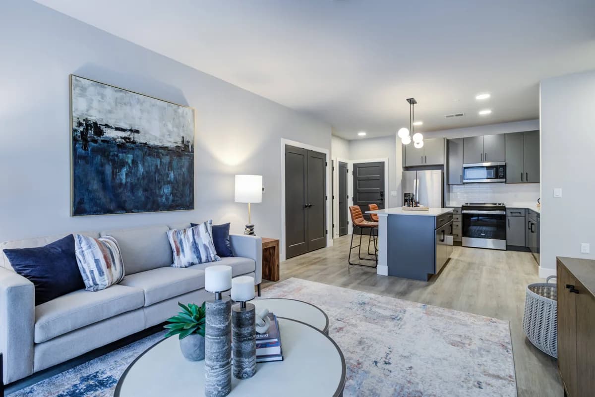 Rowe MKE - Apartment - 20
