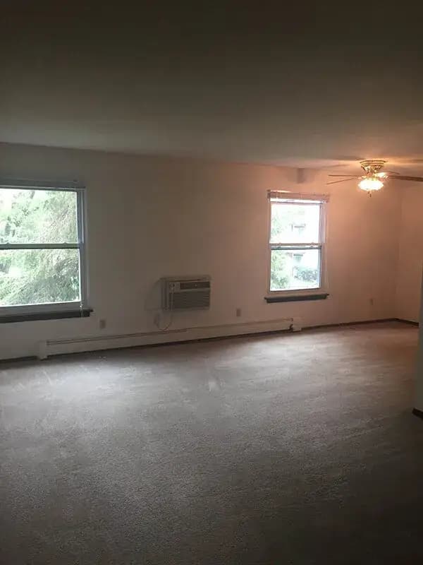 Milwaukee County apartments for rent - image - IMG_2065-1920w.webp