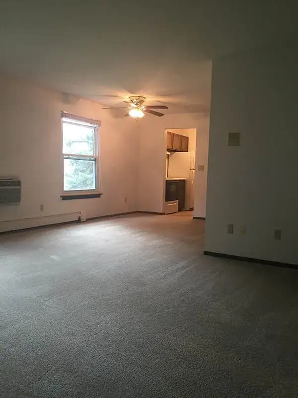 Milwaukee County apartments for rent - image - IMG_2066-1920w.webp
