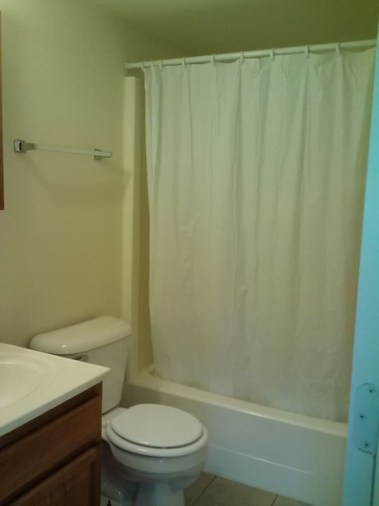 Milwaukee County apartments for rent - image - large (11).jpg