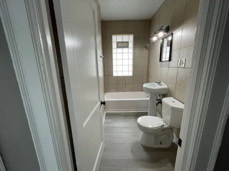 undefined apartments for rent - image - large (4).jpeg