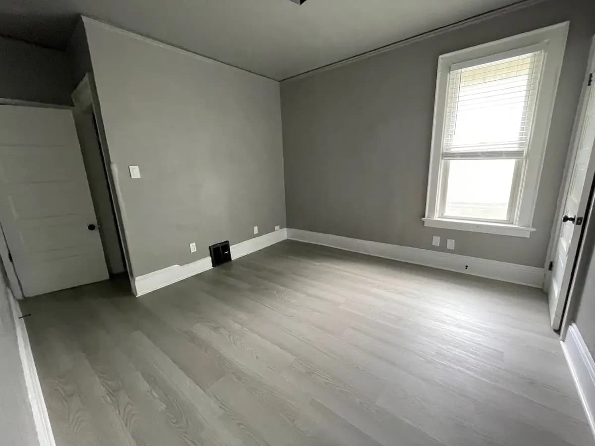 3231-3233 N Buffum - Apartment - 9