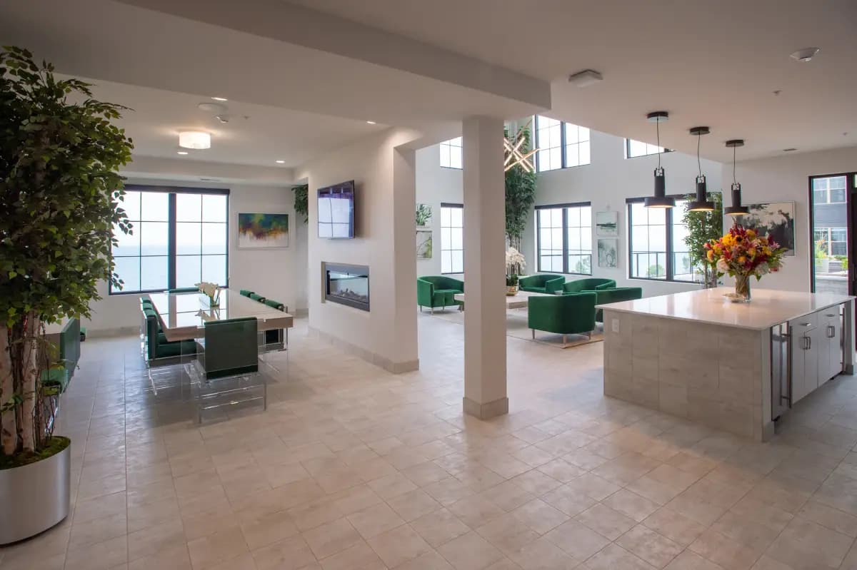 4200 On The Lake - Apartment - 25