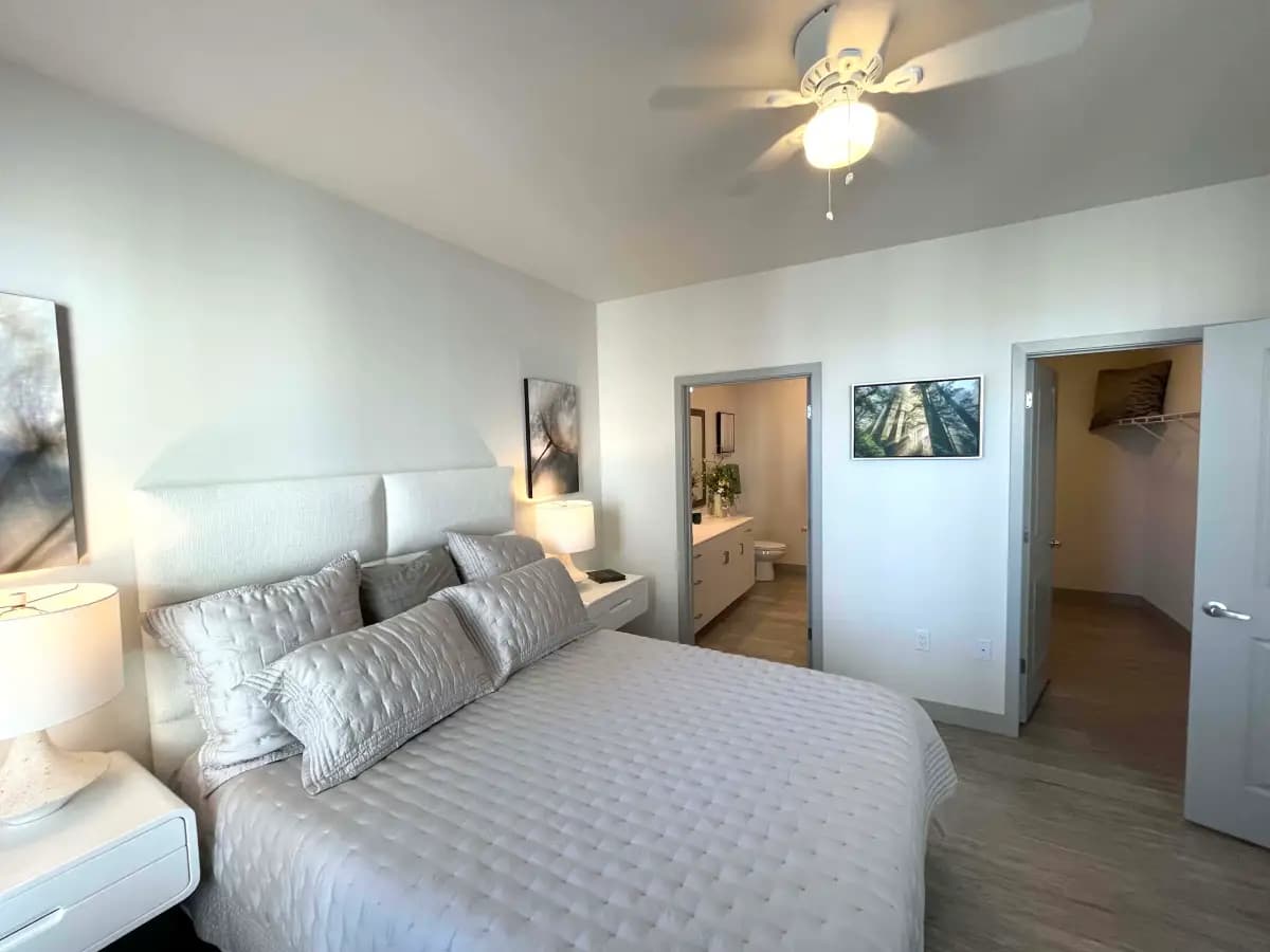 4200 On The Lake - Apartment - 69