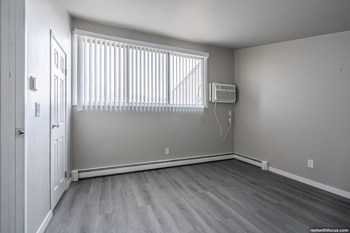 Apple Ridge Apartments - Apartment - 17
