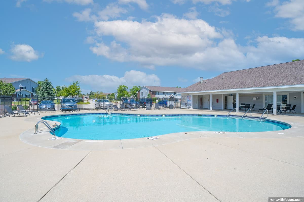The Reserve on Southtowne Il - Apartment - 9