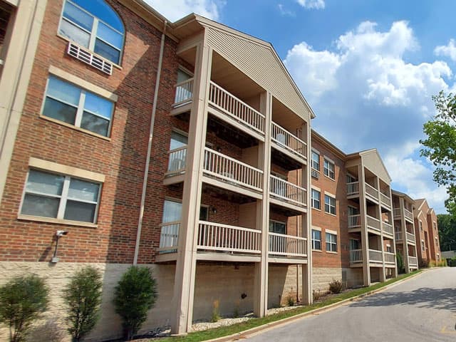 Milwaukee County apartments for rent - Property image - Wilshire Manor - 1