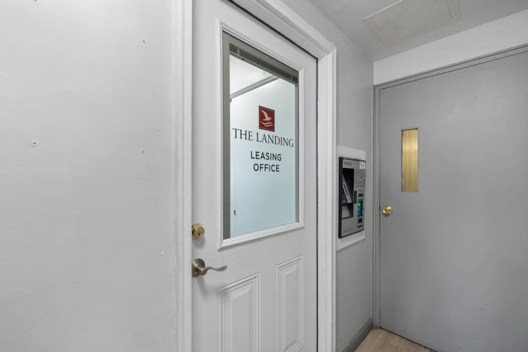 Milwaukee County apartments for rent - image - Leasing Office-1.jpg
