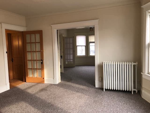 2911-19 N. Maryland Ave - Apartment - 11
