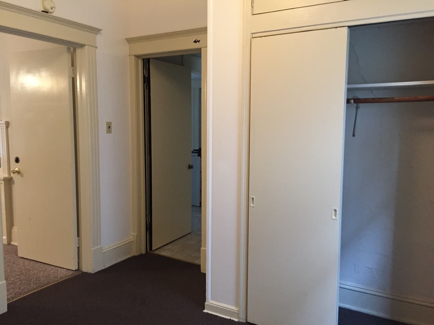 2911-19 N. Maryland Ave - Apartment - 13