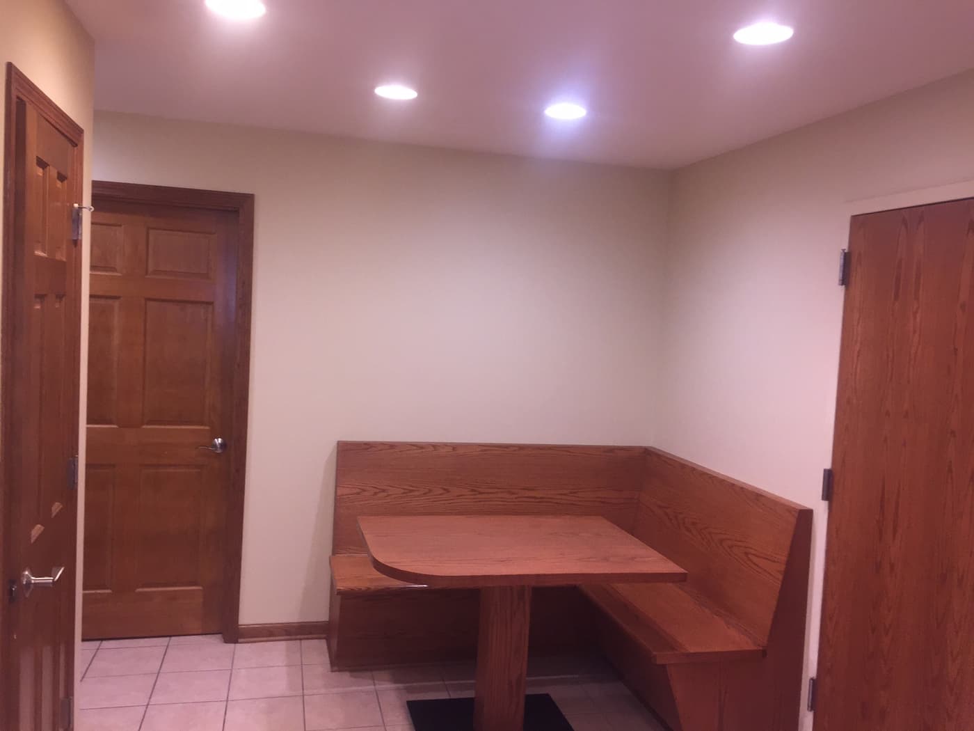 Milwaukee County apartments for rent - Property image - 1630 W National Ave - 3