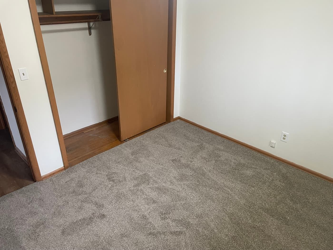 Milwaukee County apartments for rent - Property image - 3913 S. Packard Ave - 3