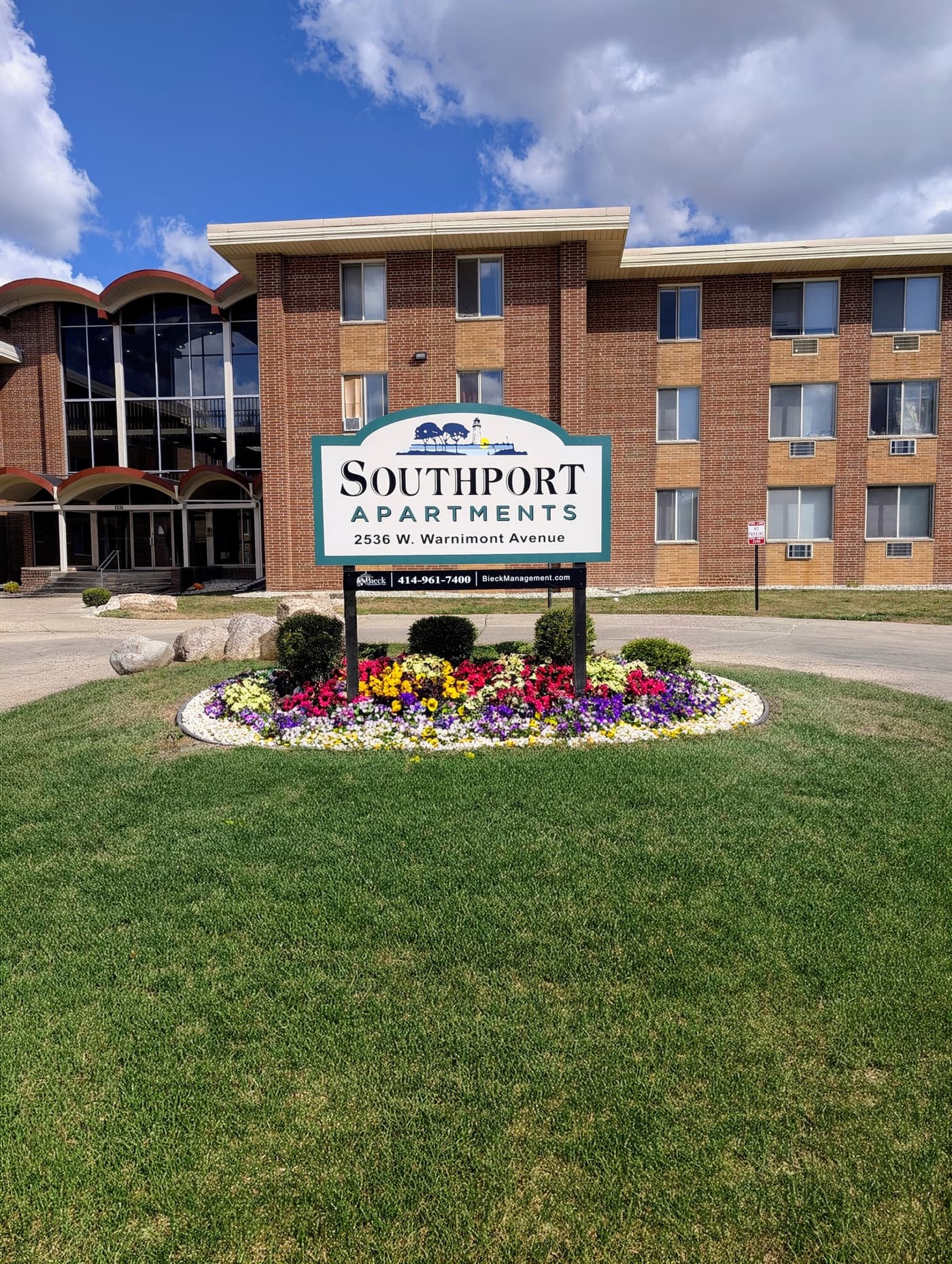 Milwaukee County apartments for rent - Property image - Southport Apartments - 1