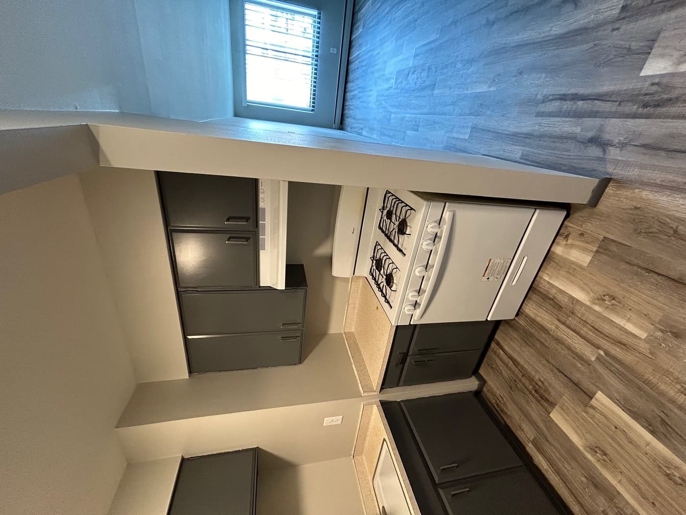Southport Apartments - Apartment - 4