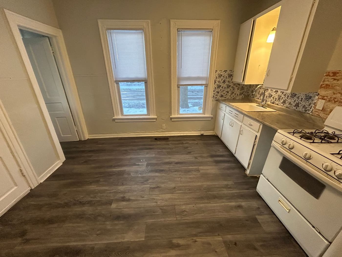 937-939 W Maple - Apartment - 6