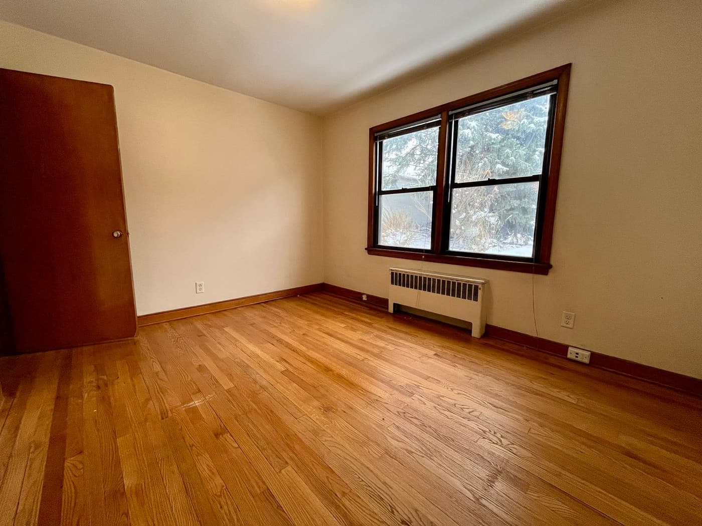 7254 W. Center St. - Apartment - 14