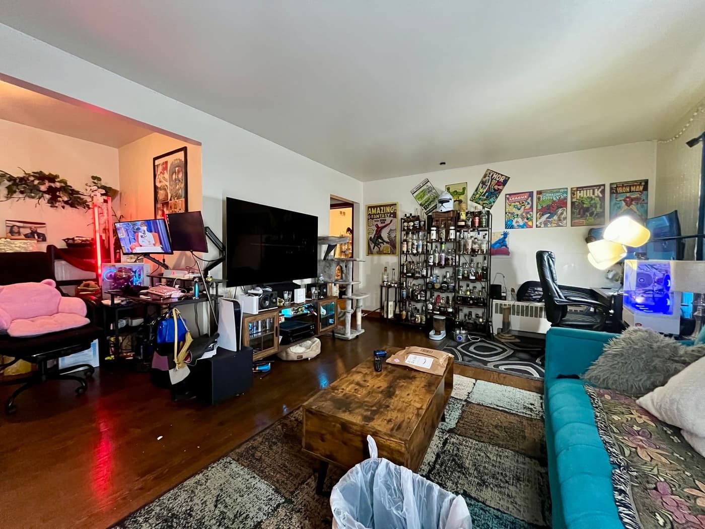 7254 W. Center St. - Apartment - 8