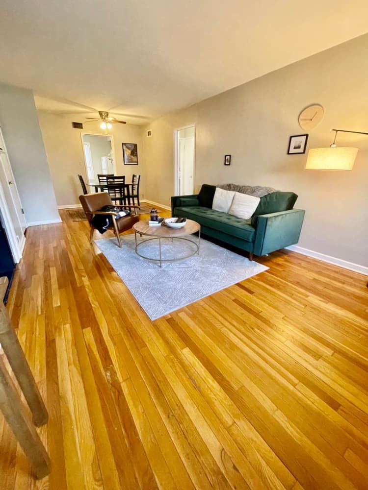 Milwaukee County apartments for rent - image - large (10).jpeg