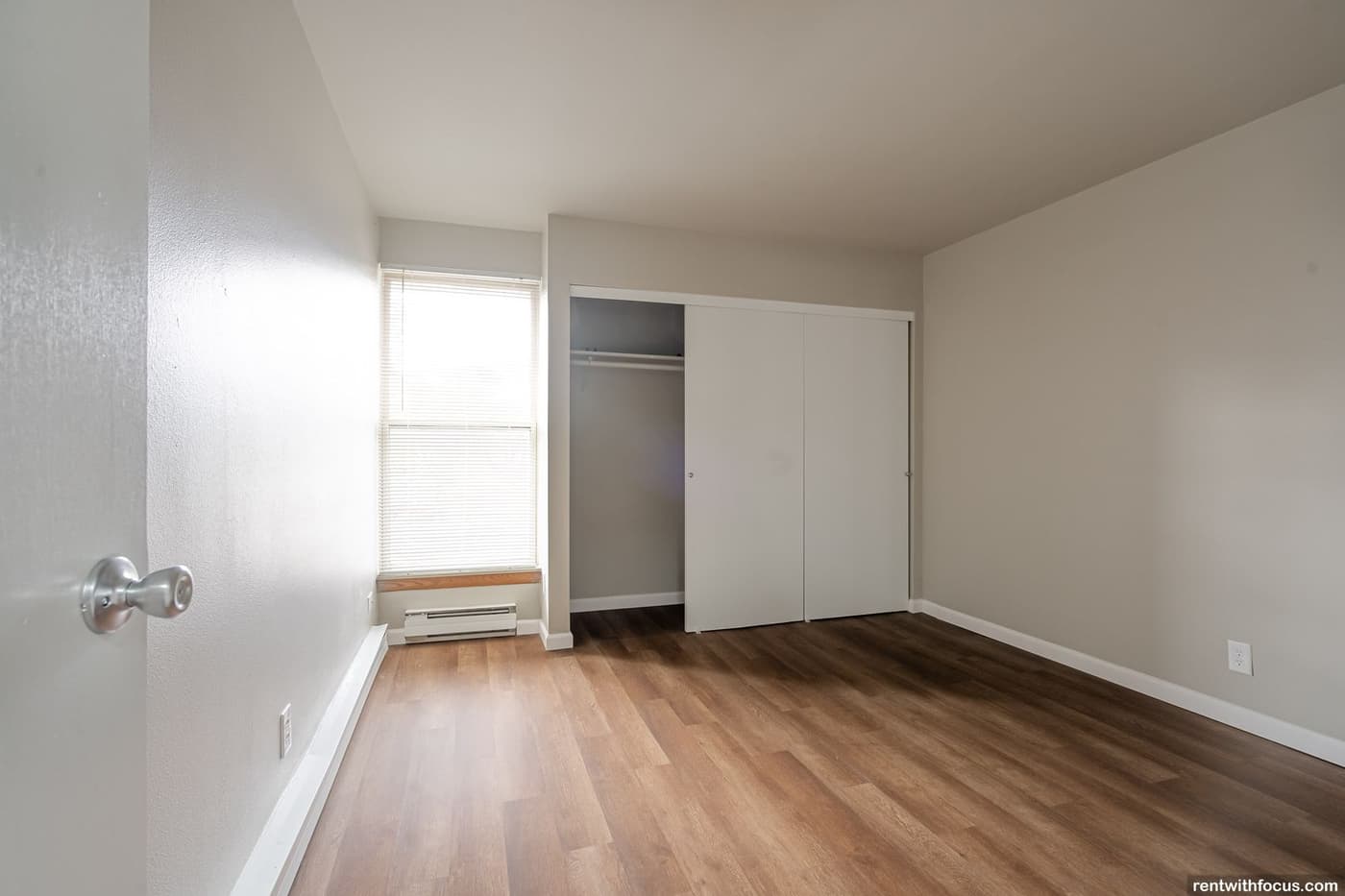 Apple Ridge Townhomes - 8832 - Apartment - 13