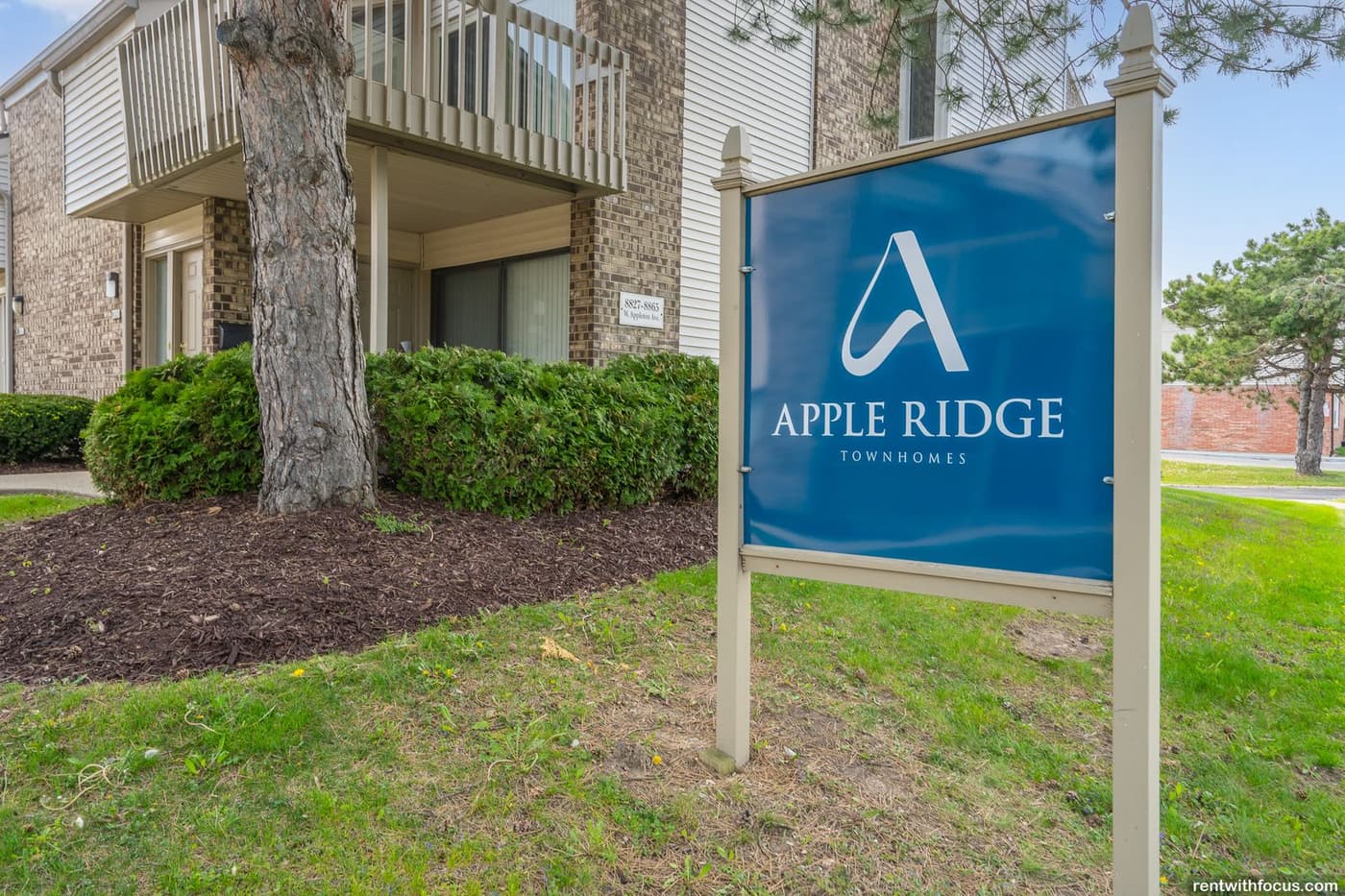 Milwaukee County apartments for rent - Property image - Apple Ridge Townhomes - 8832 - 1