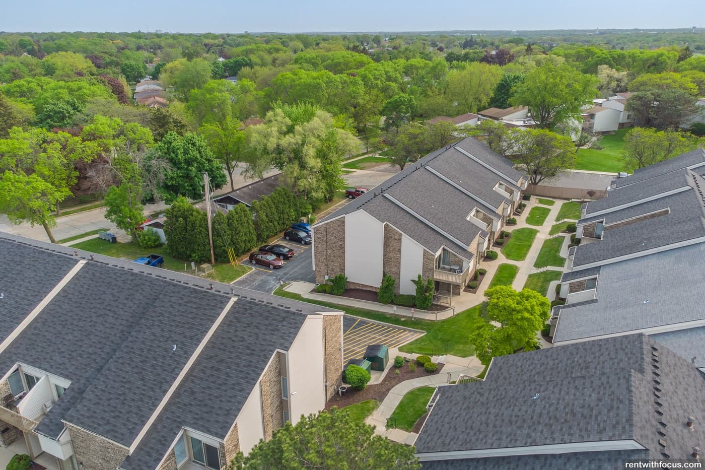 Apple Ridge Townhomes - 8832 - Apartment - 4