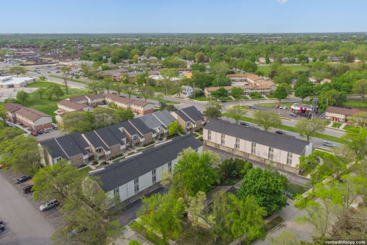 Milwaukee County apartments for rent - image - large (21).jpg