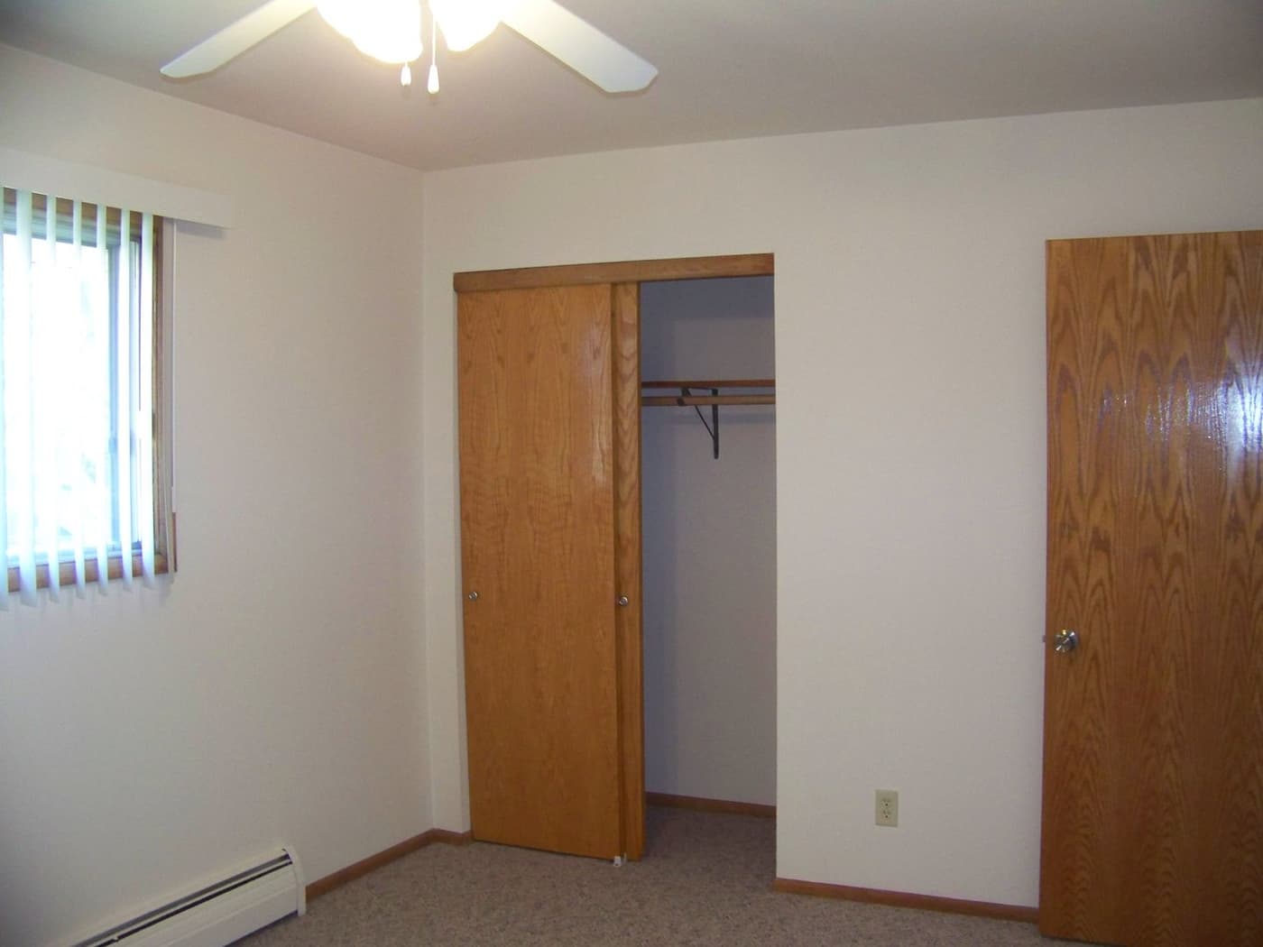 Oak Park Apartments - Apartment - 12
