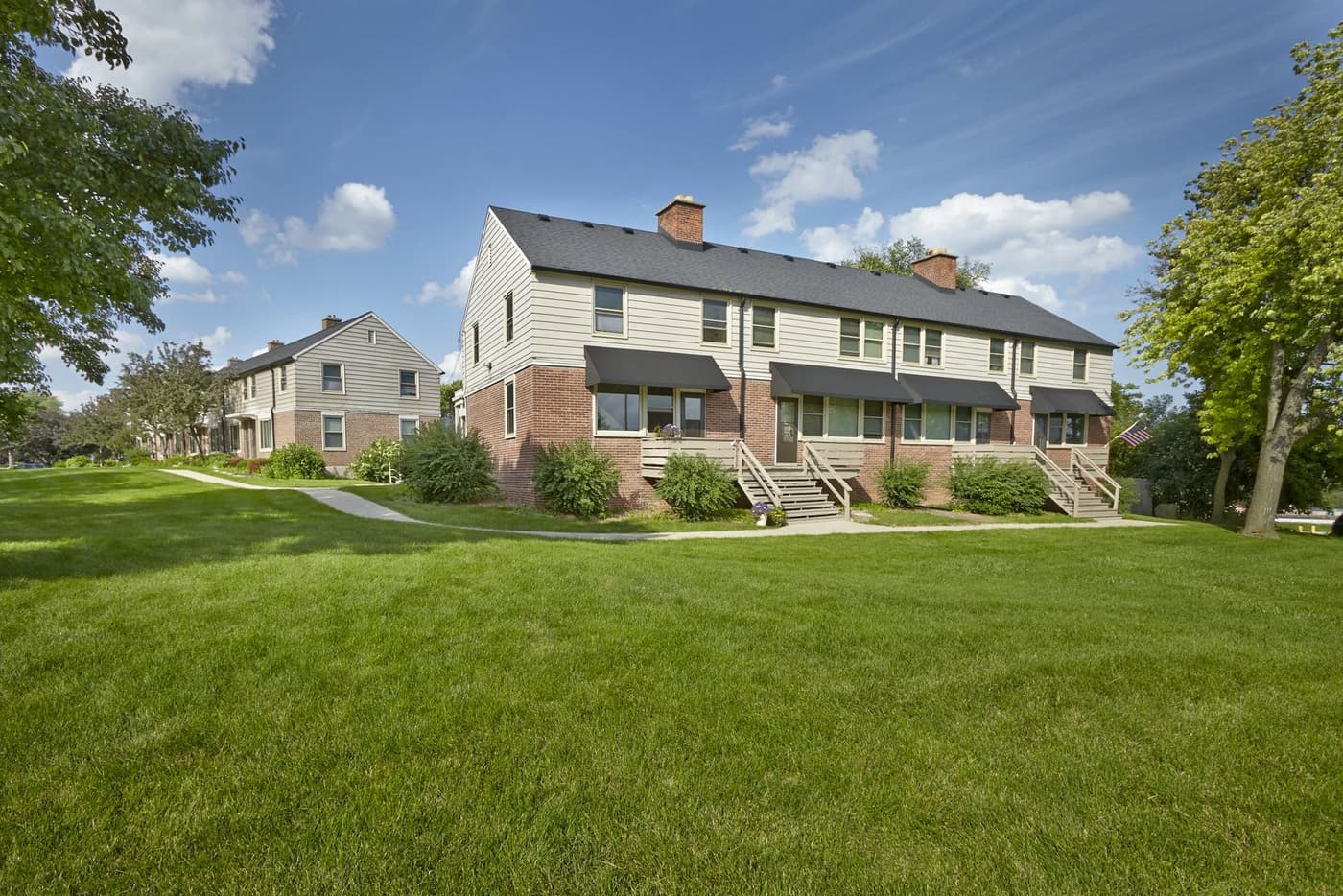 Milwaukee County apartments for rent - Property image - West Bluemound Rd - 1