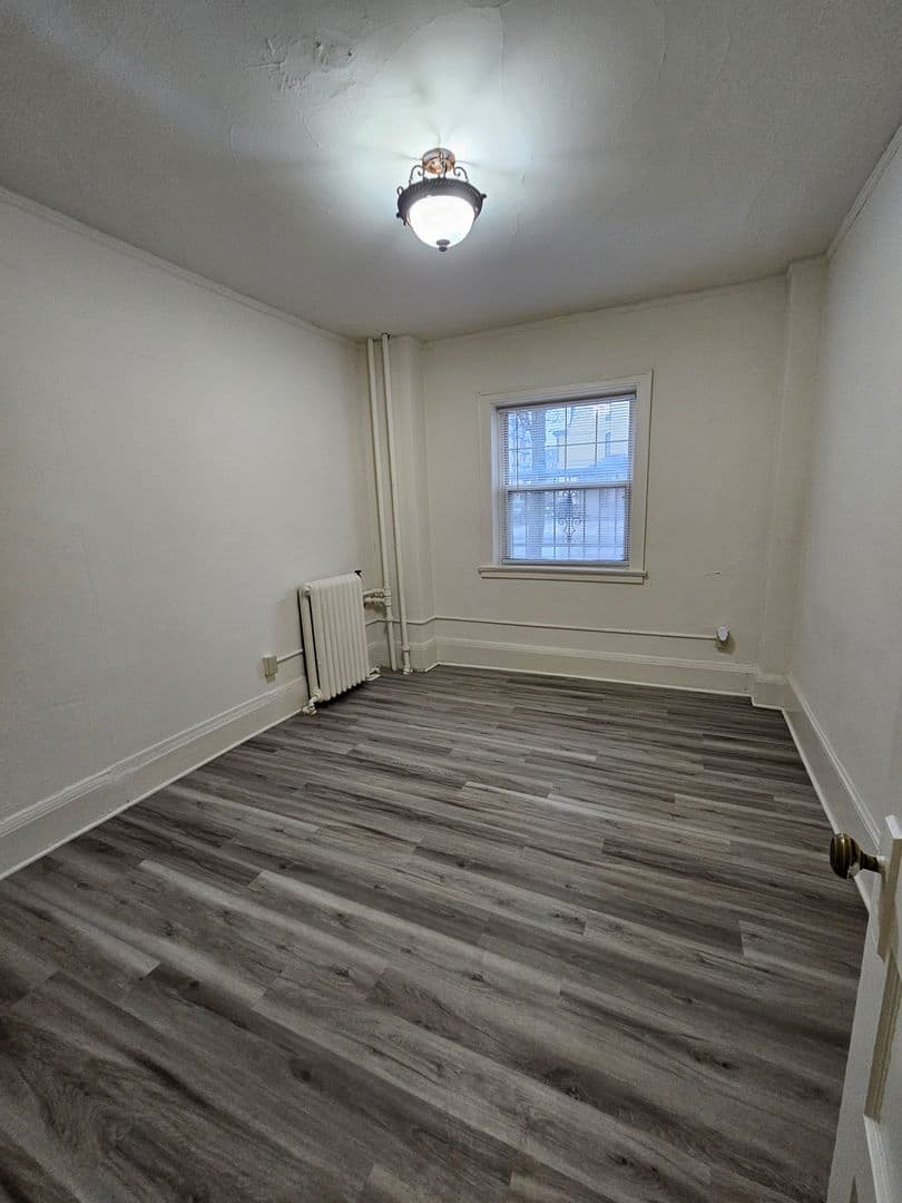 1130 N. Van Buren - Apartment - 15