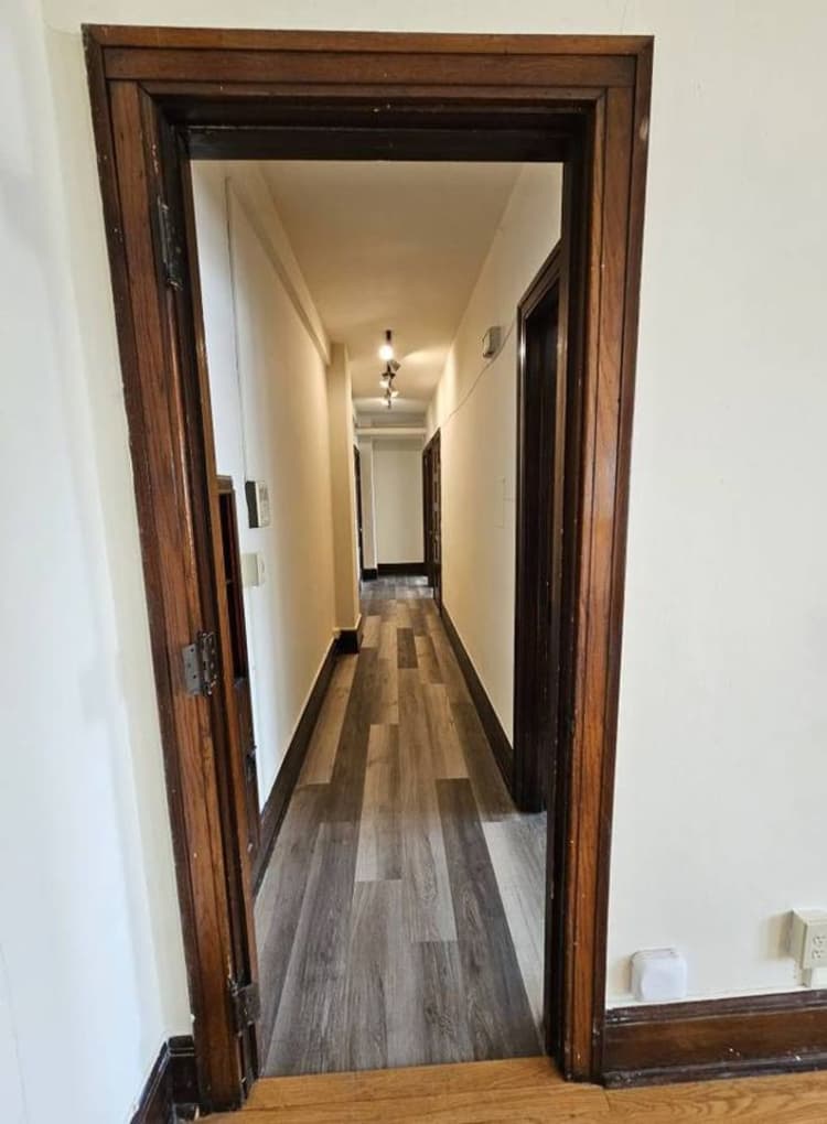 Milwaukee County apartments for rent - image - large (2).jpg