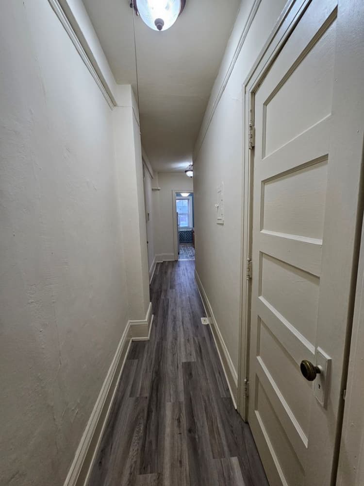 Milwaukee County apartments for rent - image - large (7).jpg